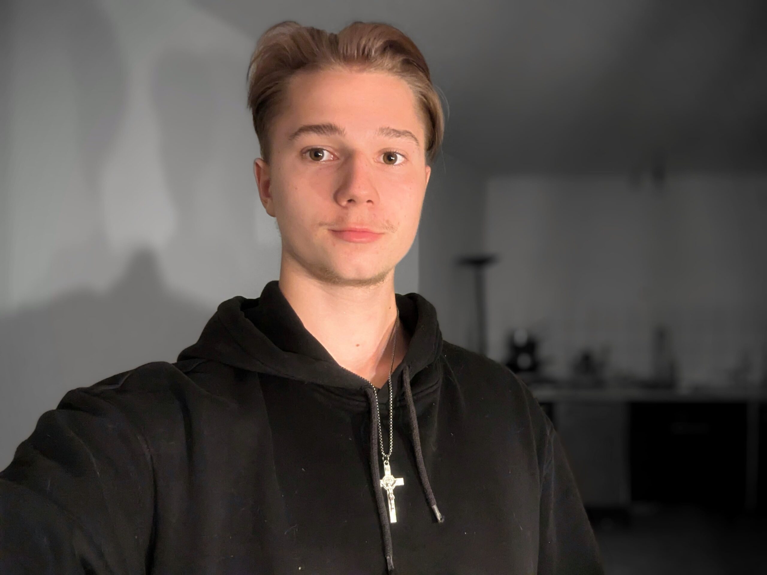 FLYLIKS Inhaber auf dem Bild